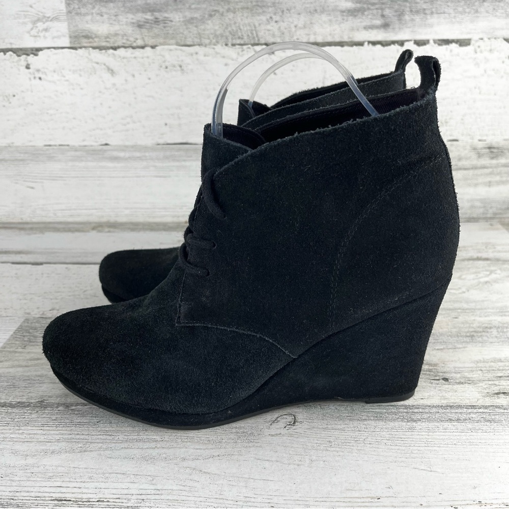 DOLCE VITA Black Suede Wedge Ankle Boots 9.5